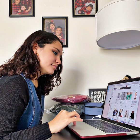 Meet your Posher, Alexandra - Picture 3 of 6